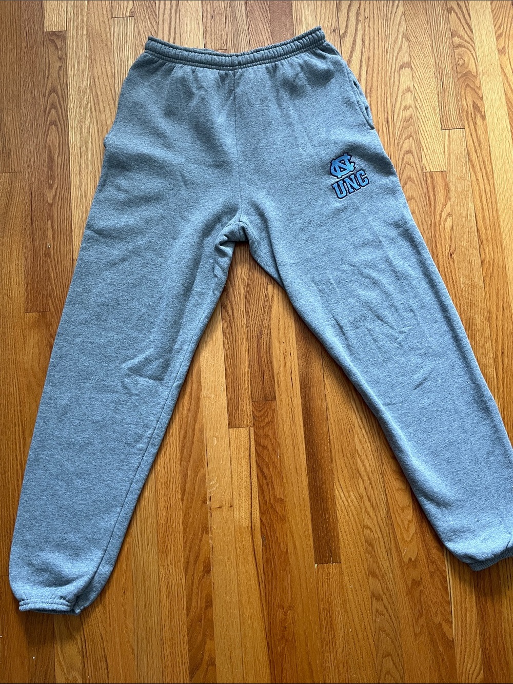 Russell Athletic Gray UNC Sweatpants - size M